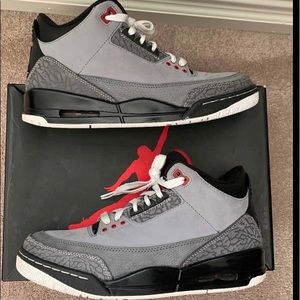 Air Jordan 3 Stealth